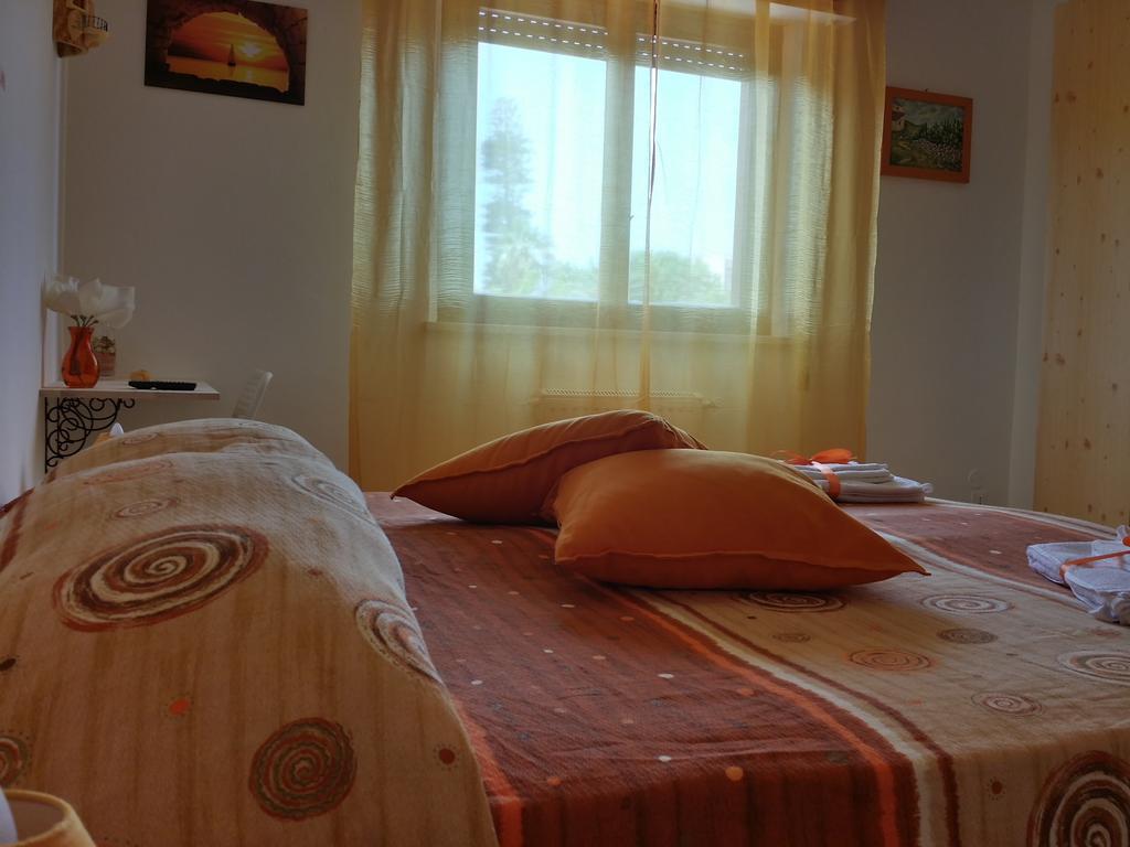 Bed & Breakfast Ciaramira トラーパニ 部屋 写真